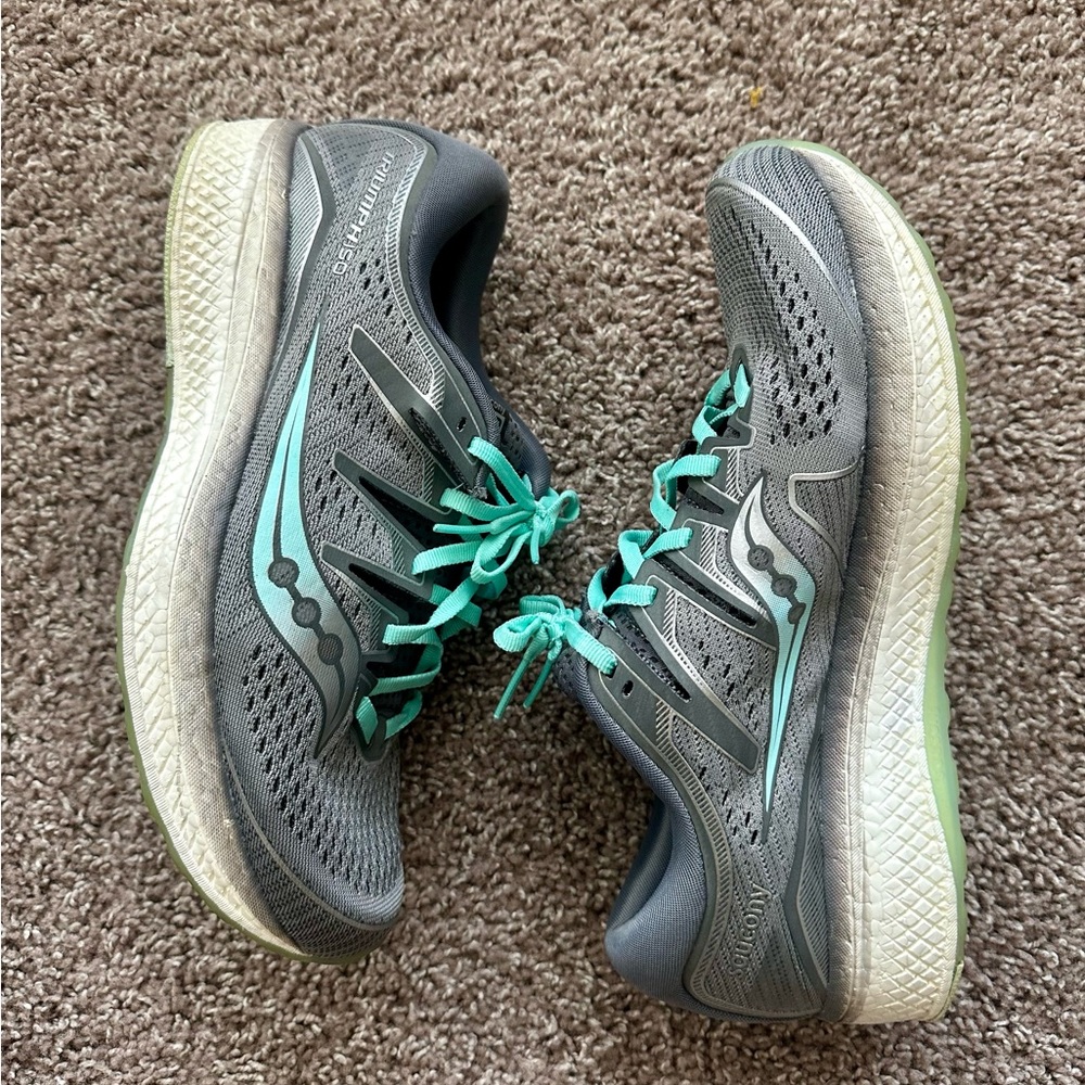 Saucony Women's Gray and Teal Running Shoes Triumph 150 10.5 us